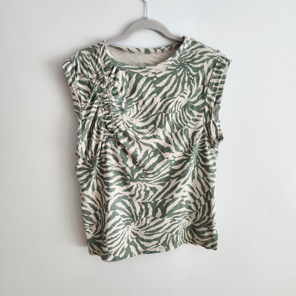 Pilcro Green and Cream Zebra Print Muscle Tee